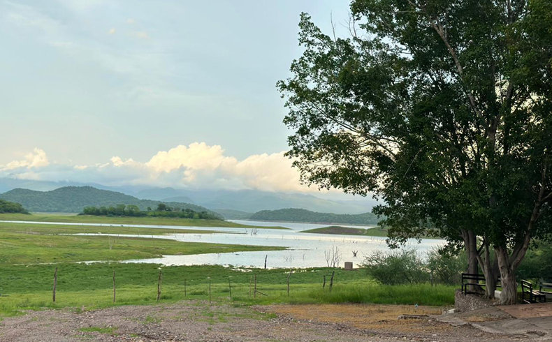 Friday 5s: Top Five Reasons to Love the Monsoons at Lake El Salto and Lake Picachos